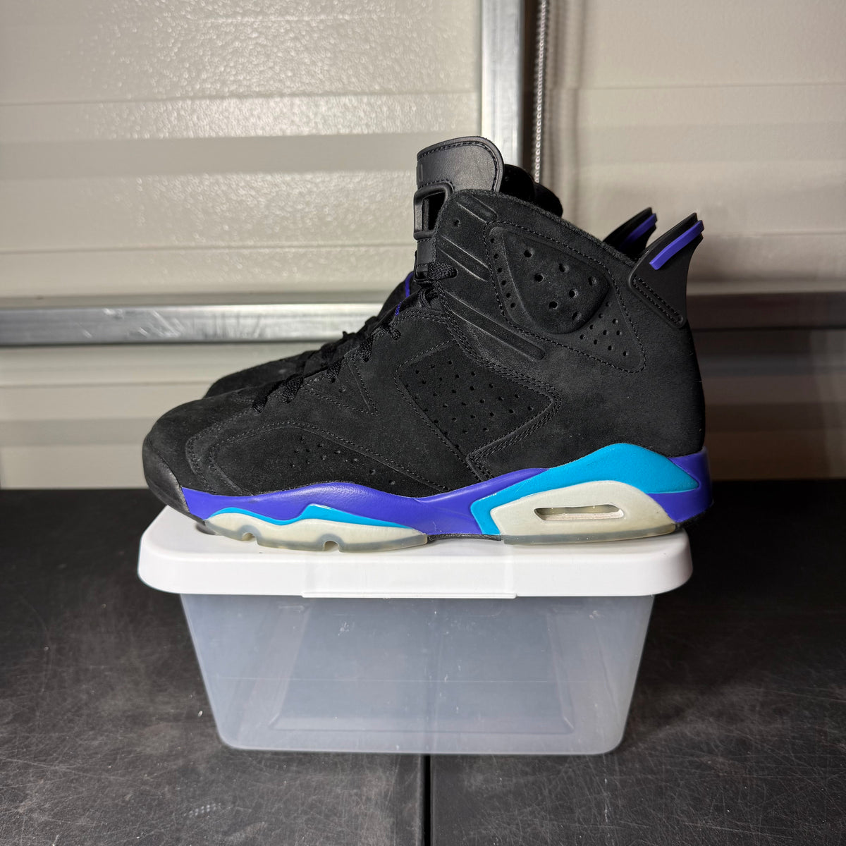 Size 10 - AJ 6 Aqua