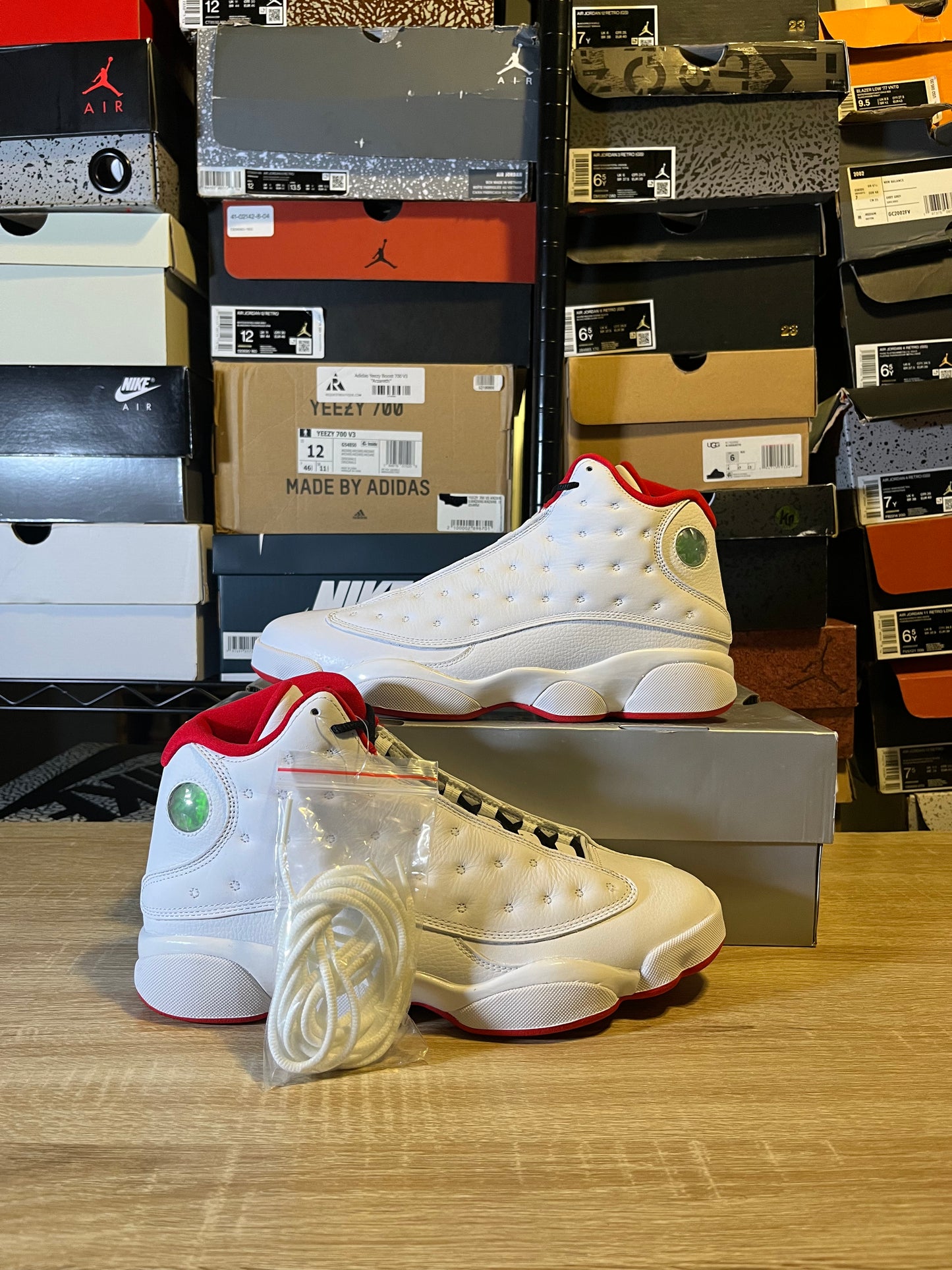 Size 10 - AJ 13 History of Flight