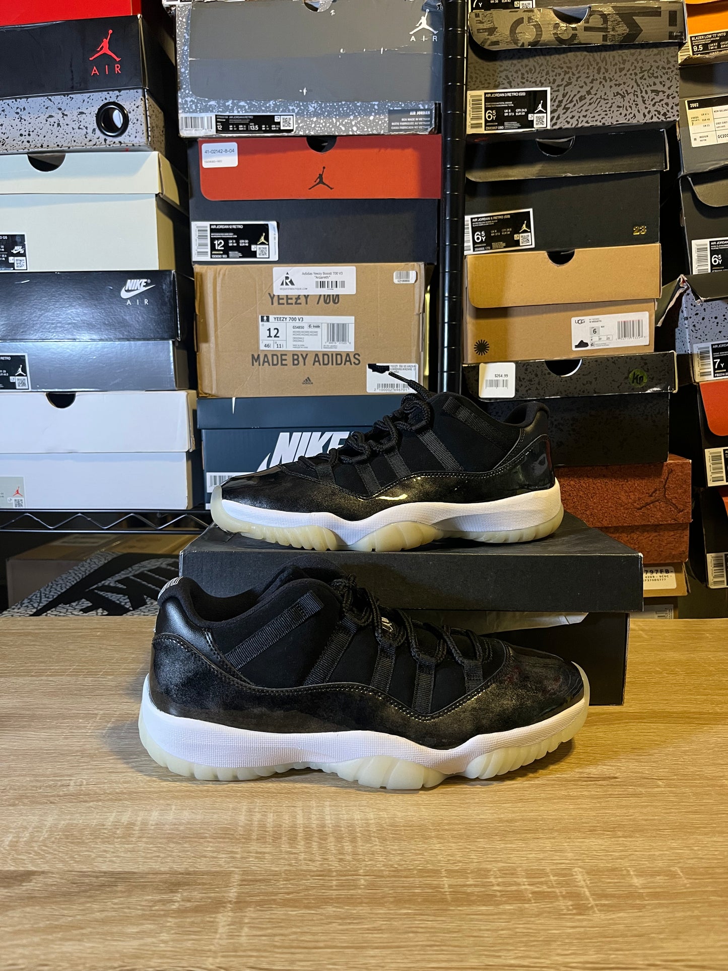 Size 10 – AJ 11 Low Barons