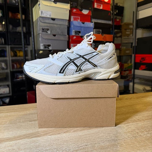 Size 11 - ASICS 1130 White Black