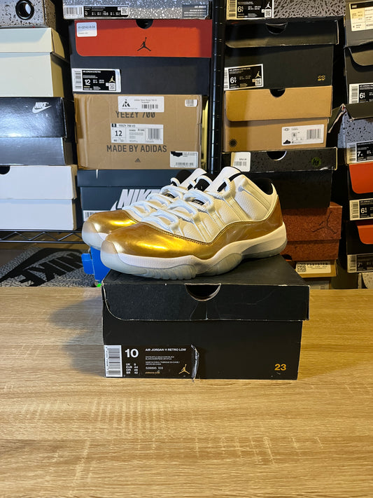 Size 10 – AJ 11 Closing Ceremony