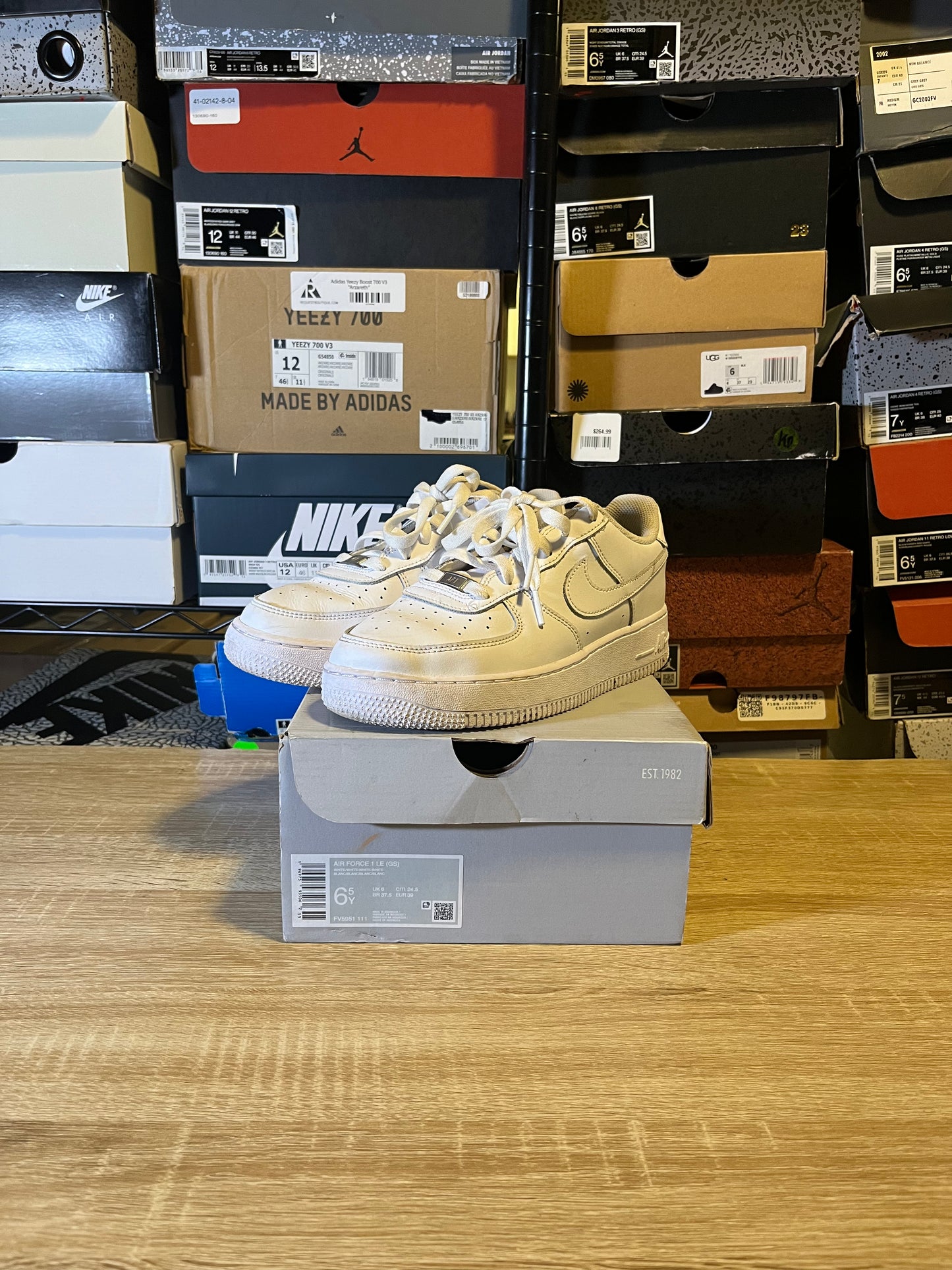 Size 6.5 – AF1 White