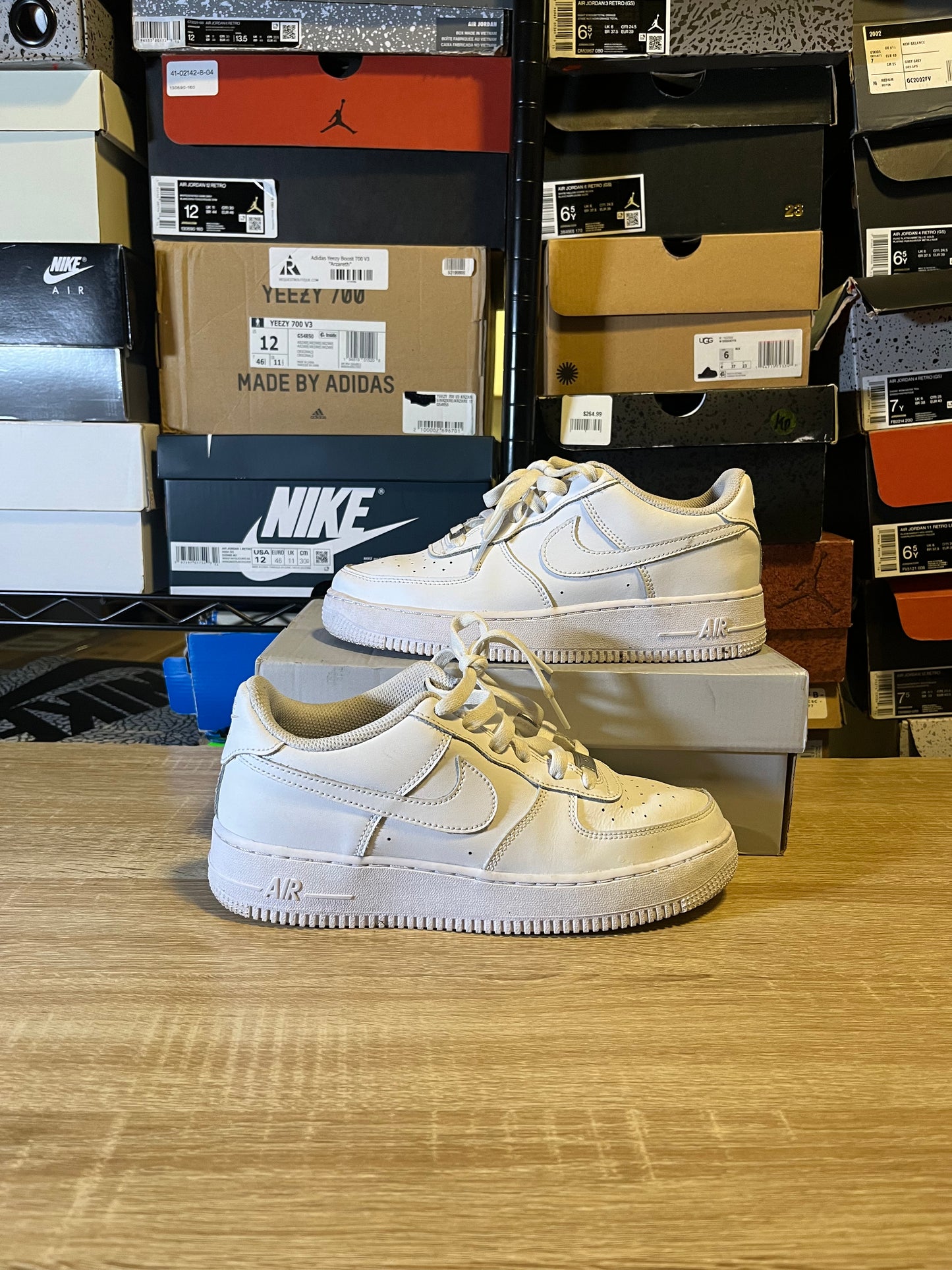 Size 6.5 – AF1 White