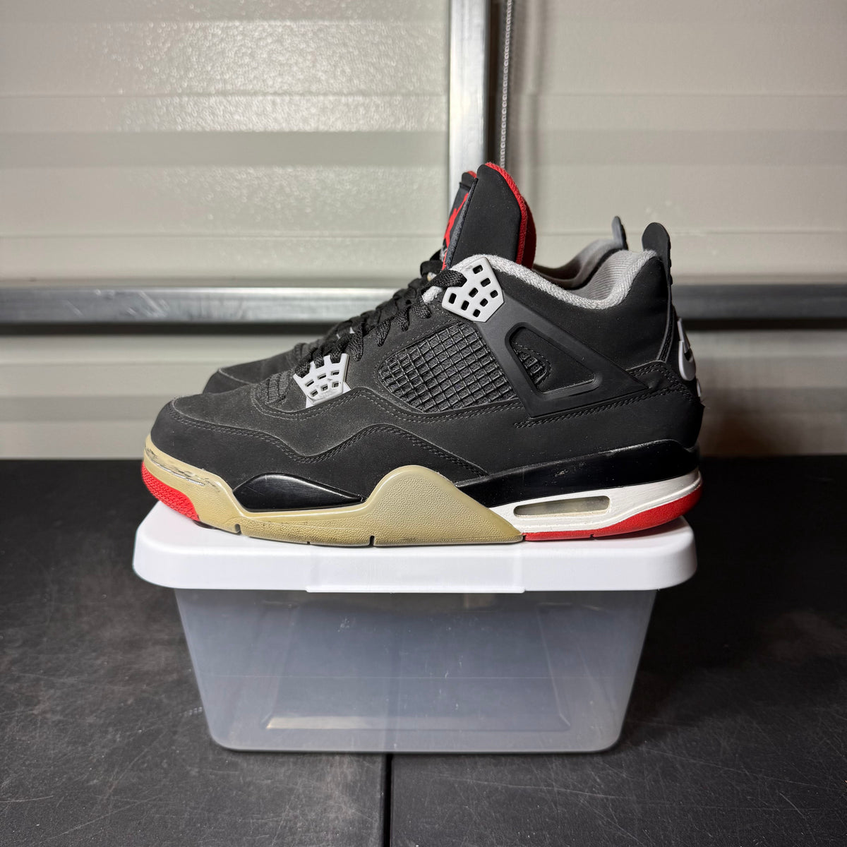 Size 9 - AJ 4 Bred