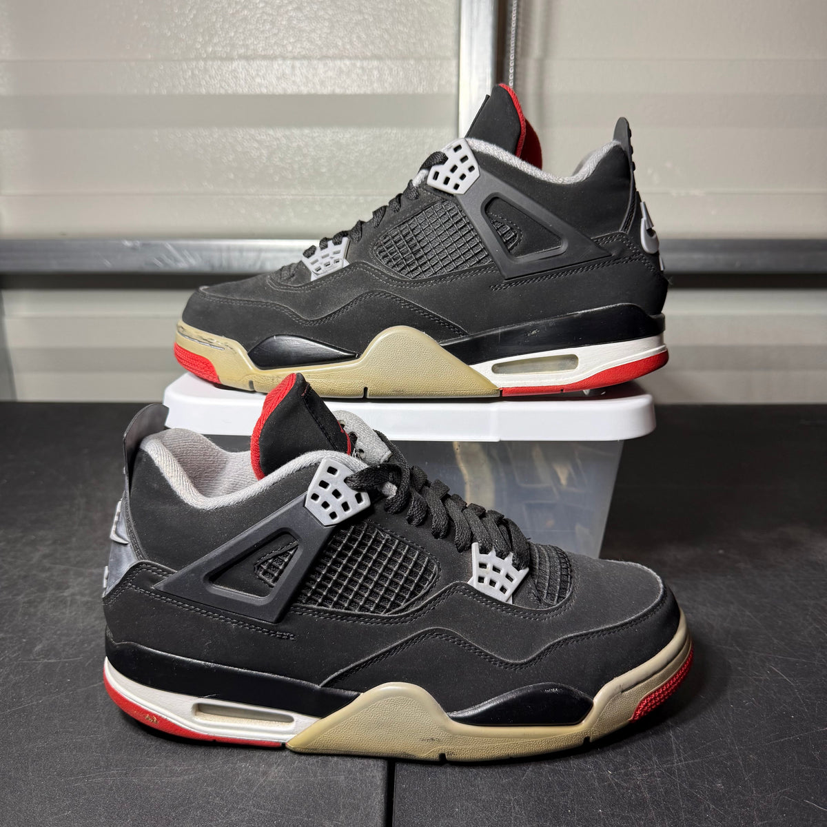 Size 9 - AJ 4 Bred