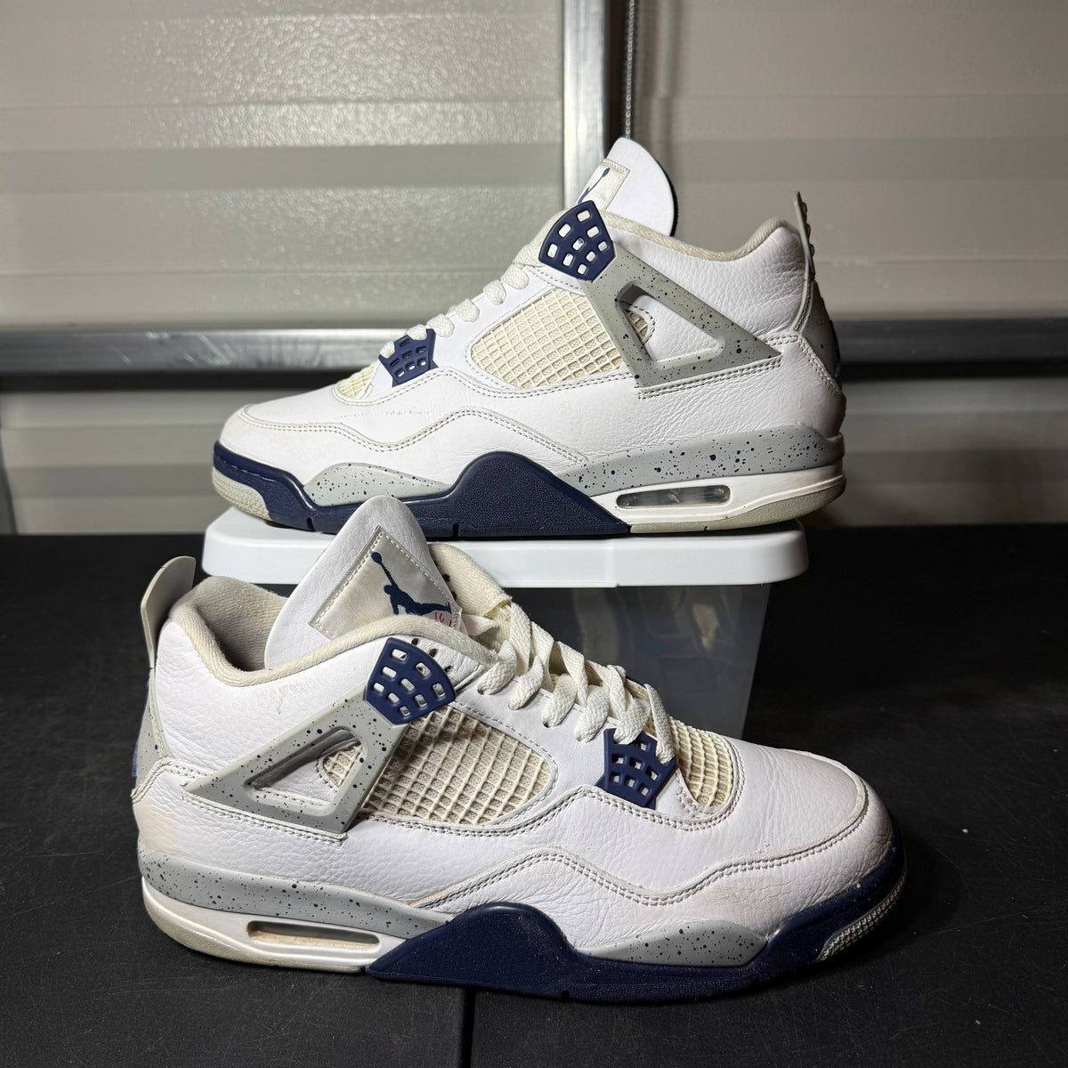Size 10.5 - AJ 4 Midnight Navy