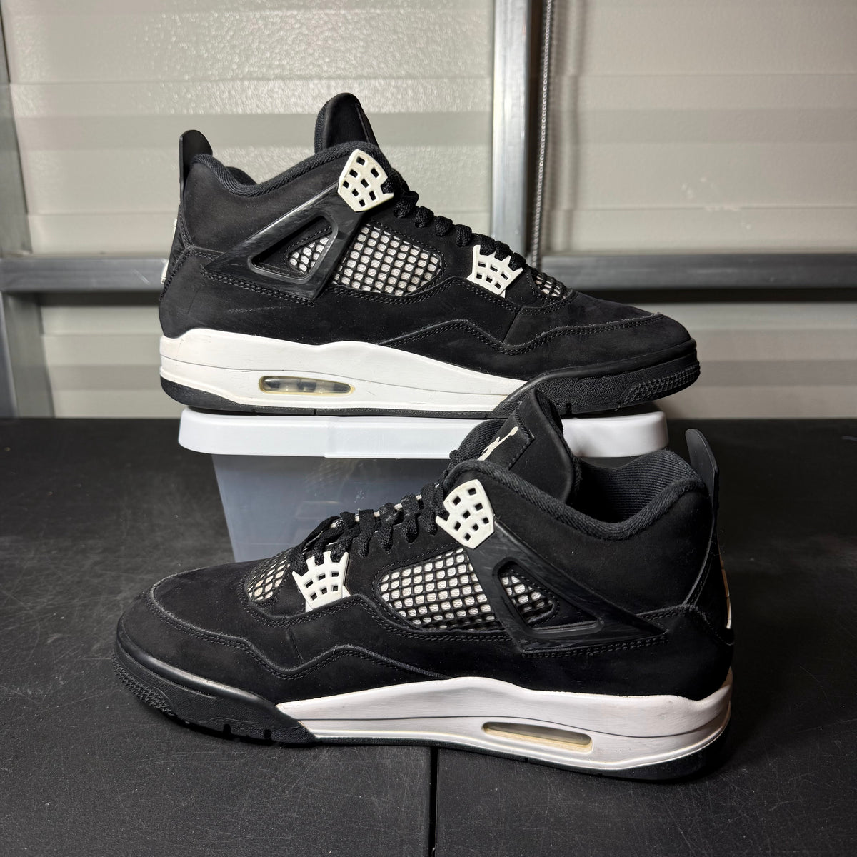 Size 11 - AJ 4 White Thunder