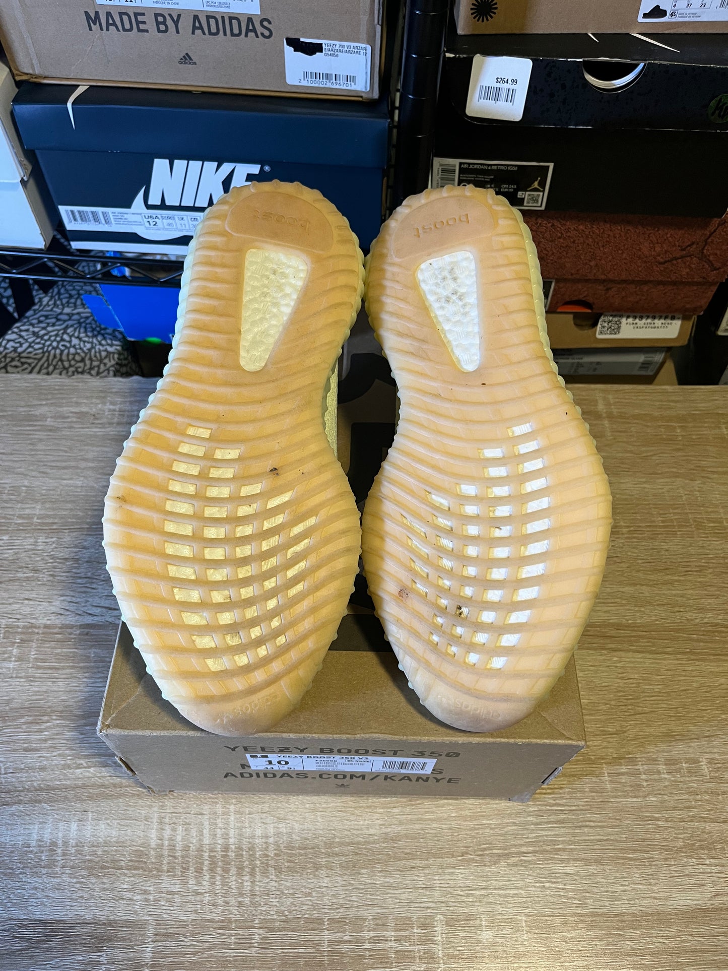Size 10 – Yeezy 350 Butter
