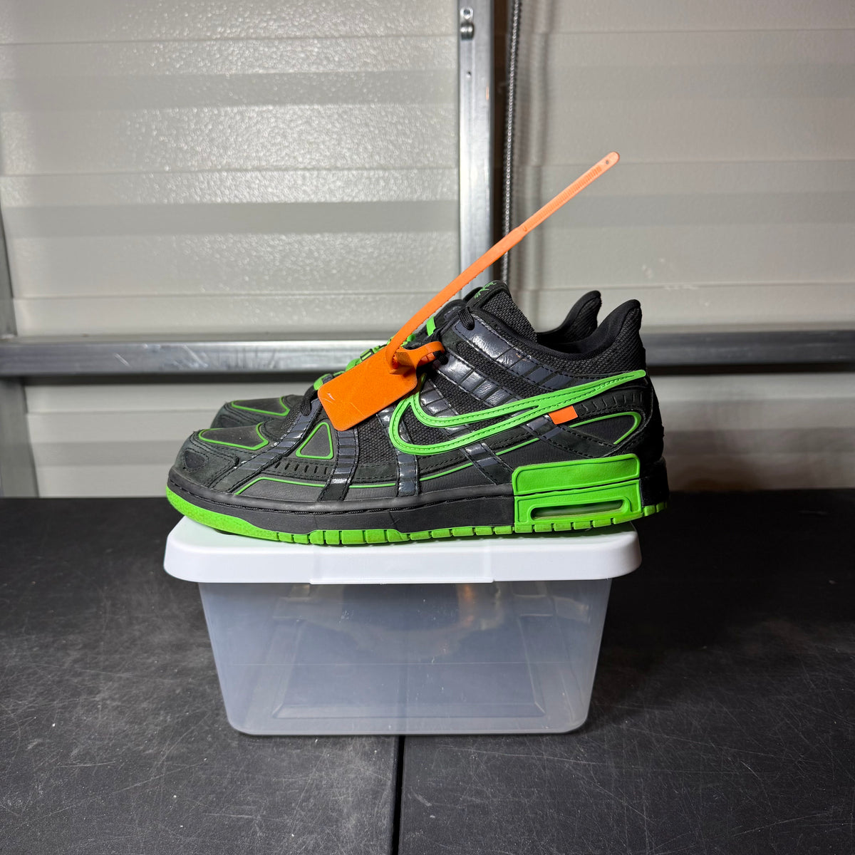 Size 11 - Off White Rubber Dunk Green Strike