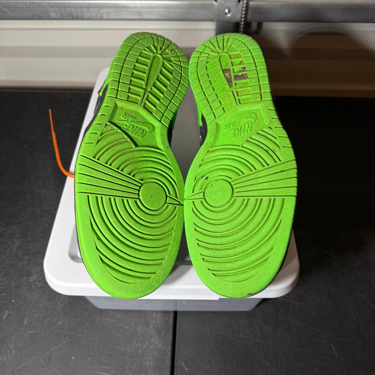Size 11 - Off White Rubber Dunk Green Strike