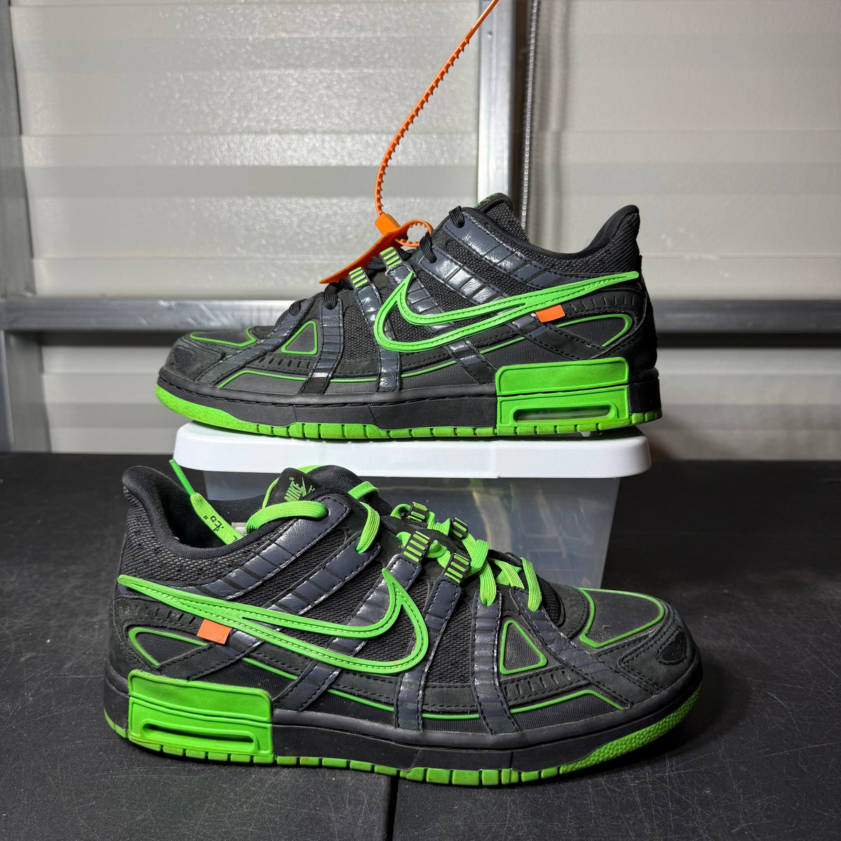 Size 11 - Off White Rubber Dunk Green Strike
