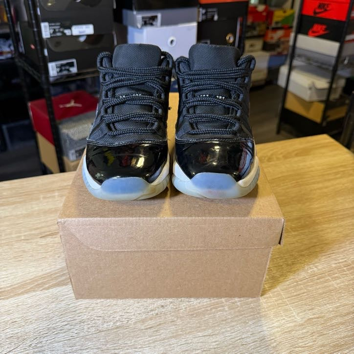 Size 7 - AJ 11 Low Space Jam