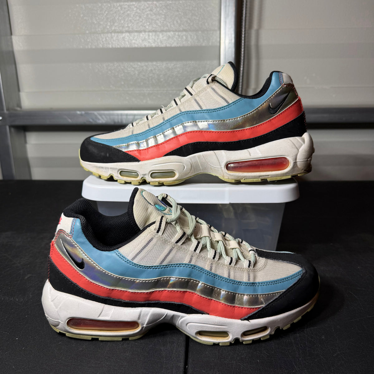 Size 11 - Nike Air Max 95 Aliens