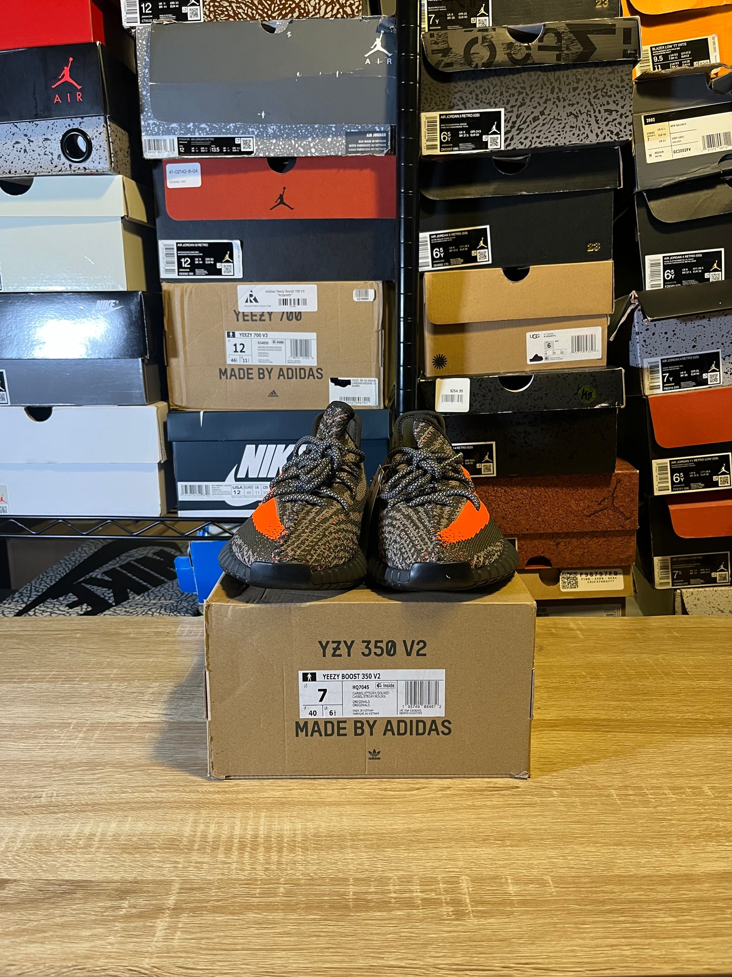 Size 7 - YZY 350 Carbon Beluga