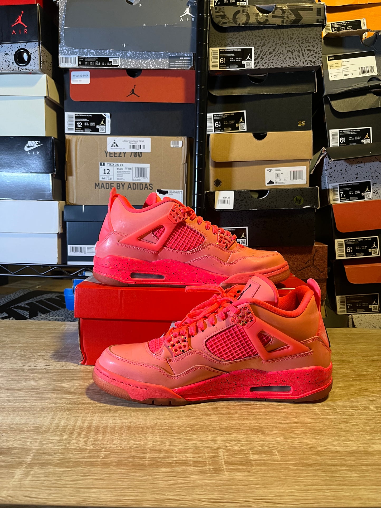 Size 9.5 M - Air Jordan 4 Retro NRG Hot Punch