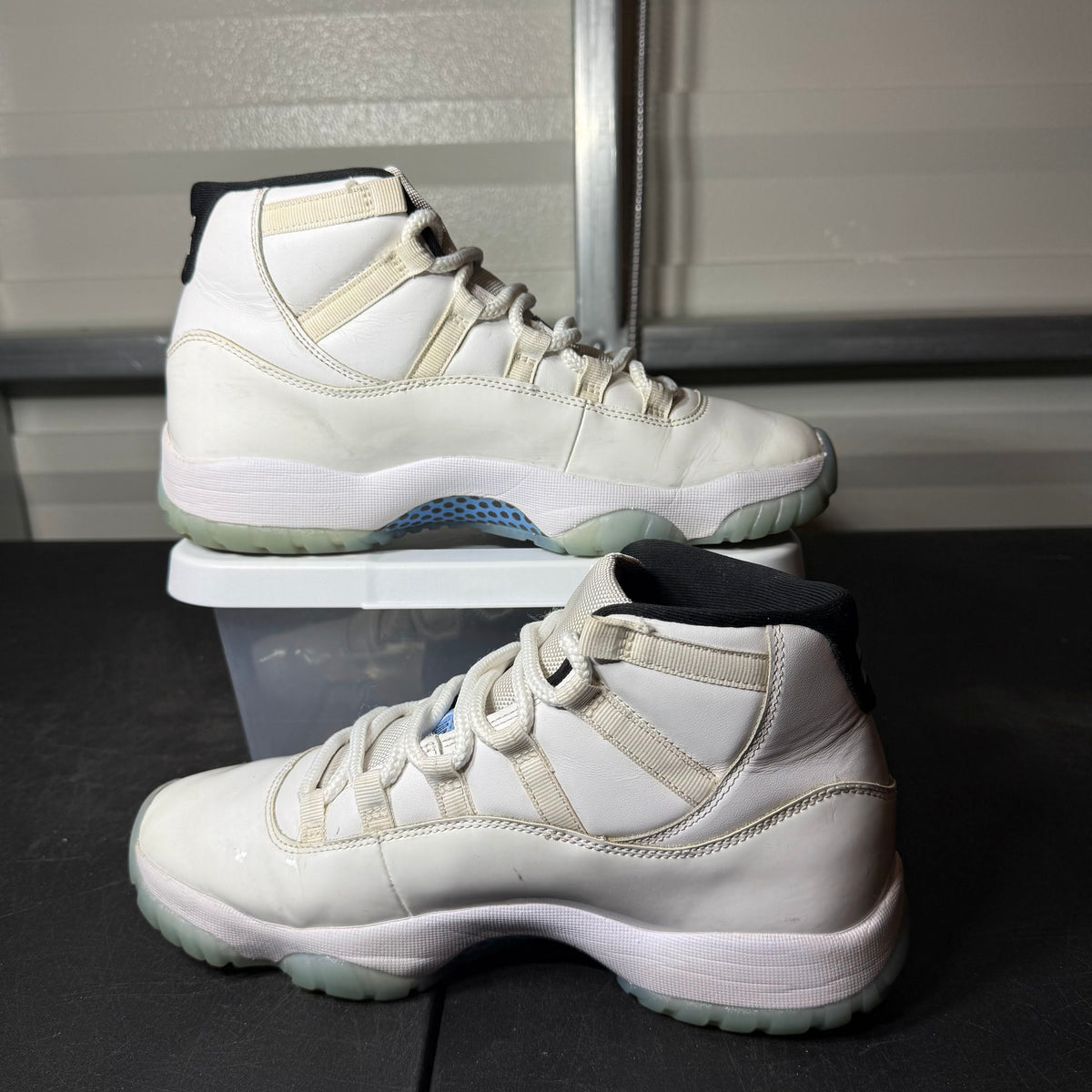 Size 9 - AJ 11 Legend Blue