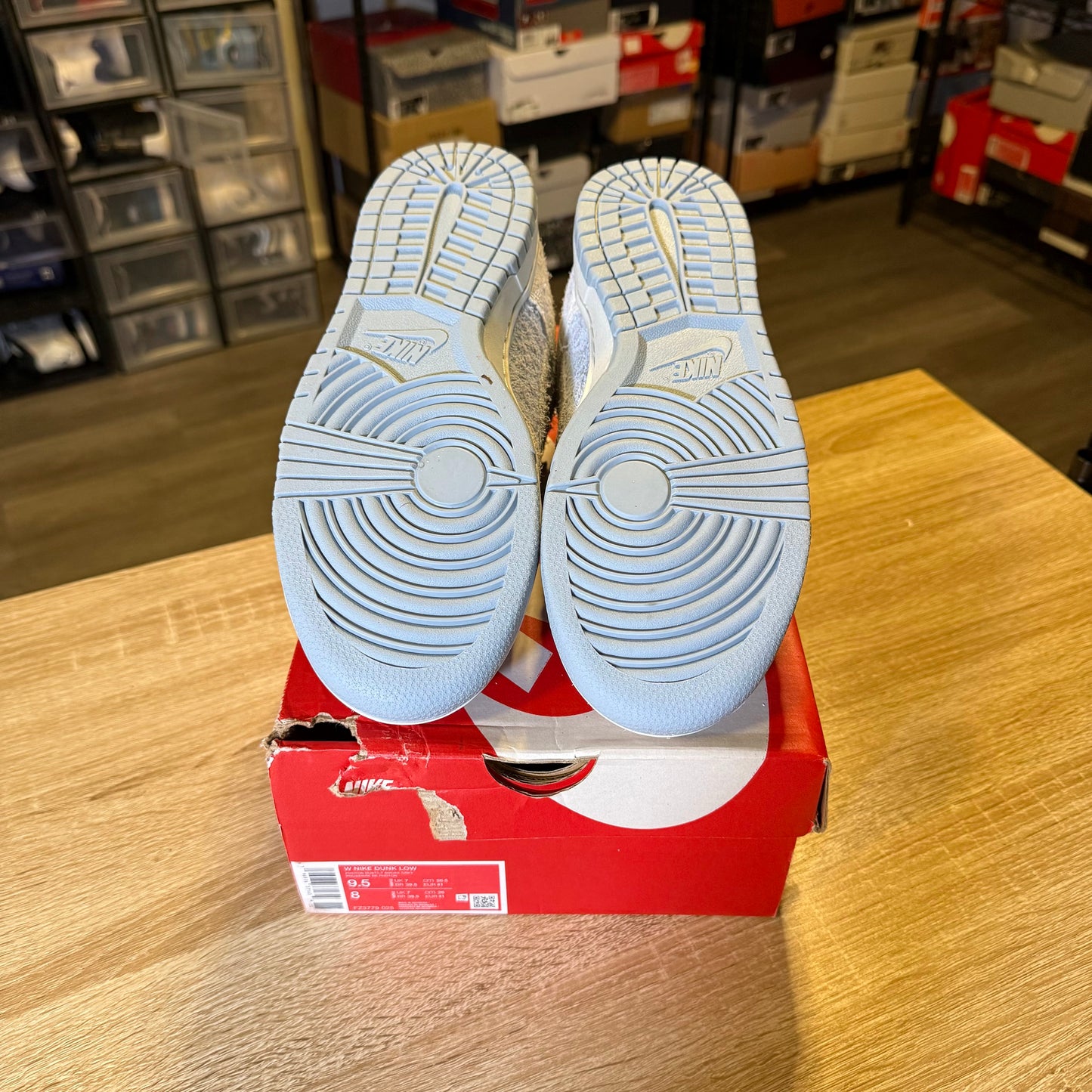 Size 8 - Dunk Low Photon Dust