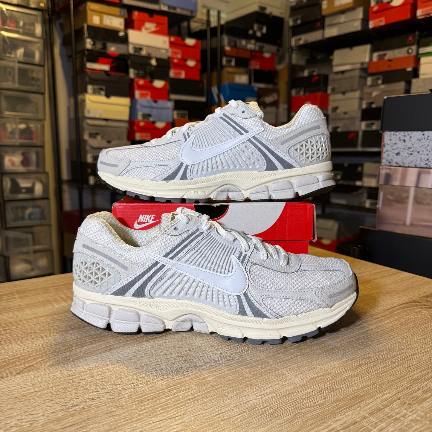 Size 10 - Vomero Photon Dust Metallic