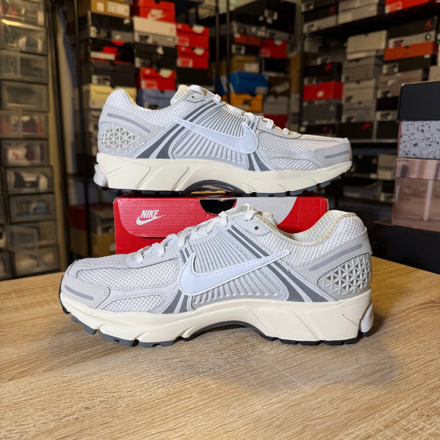 Size 10 - Vomero Photon Dust Metallic