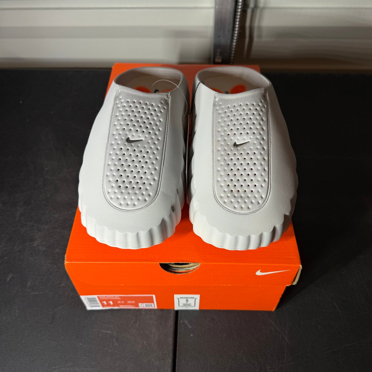Size 11 - Nike Mind 001 Slide Light Smoke Grey