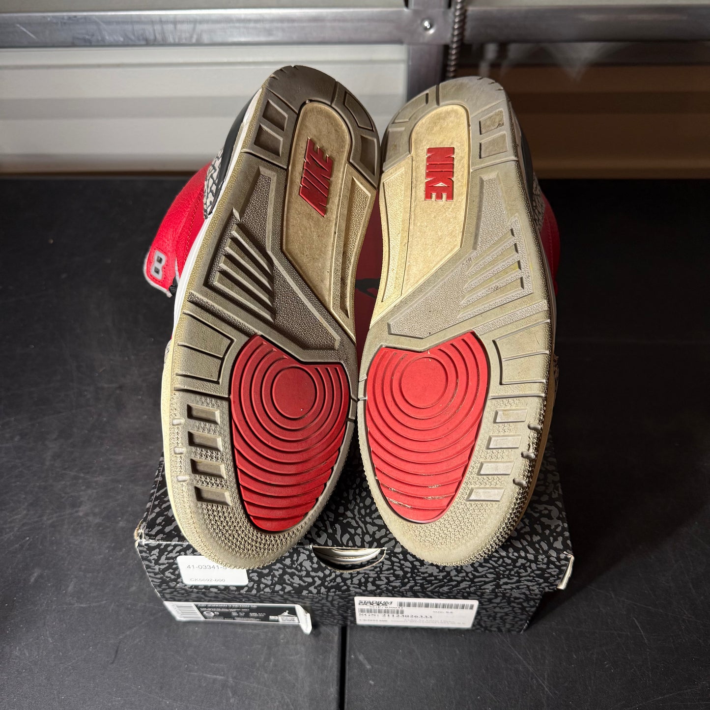 Size 9.5 - AJ 3 Unite