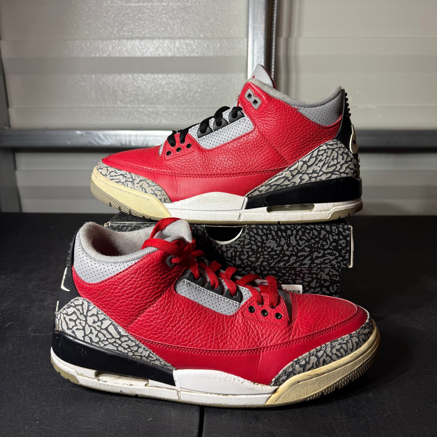 Size 9.5 - AJ 3 Unite