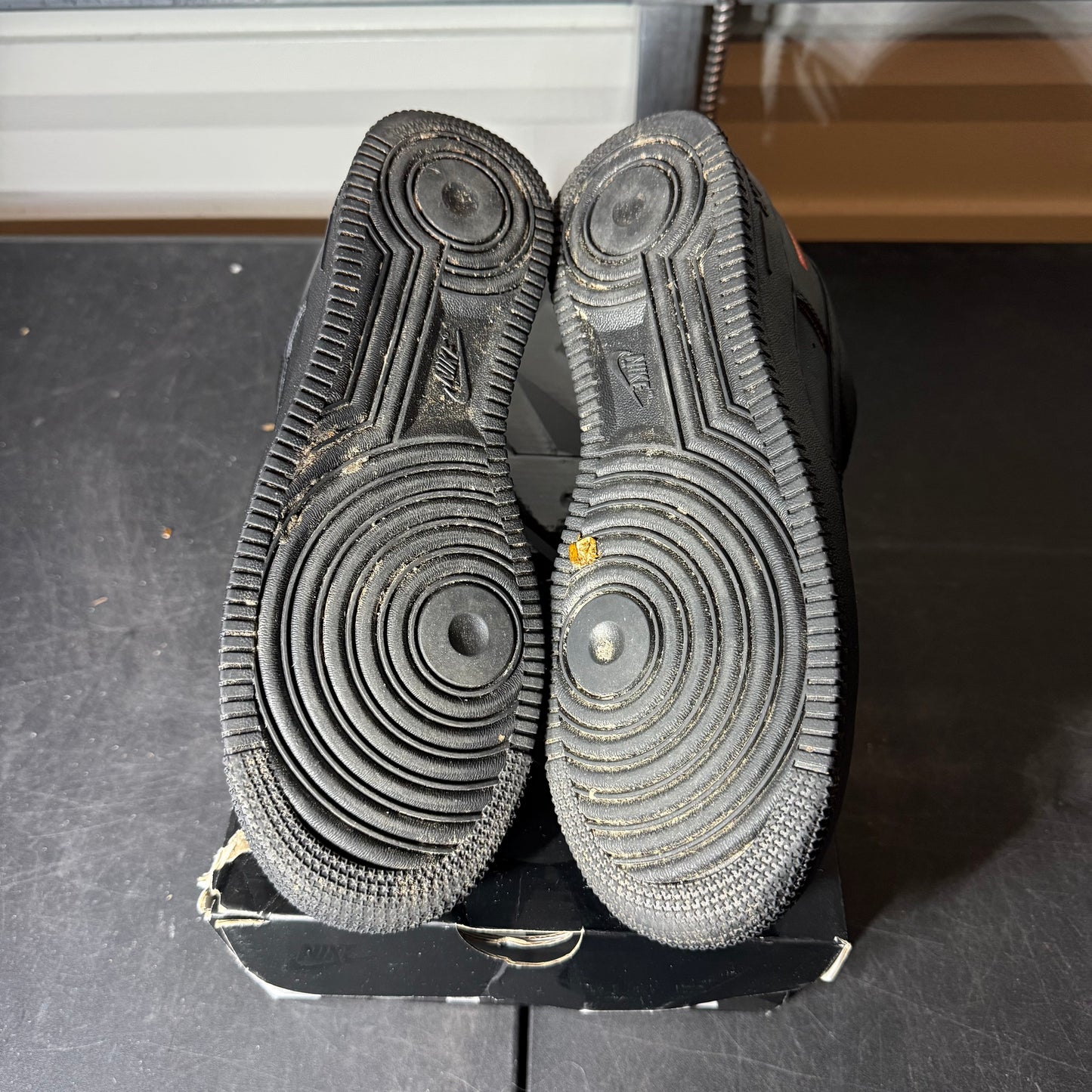 Size 8 - AF 1 Low Black Supreme