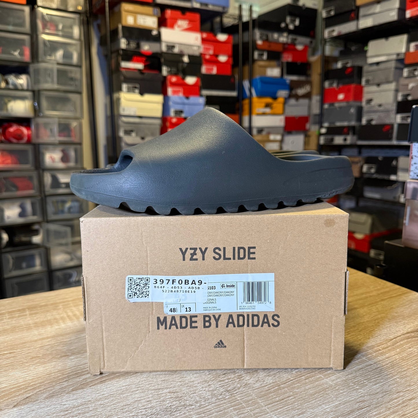 Size 13 - YZY Slide Dark Onyx