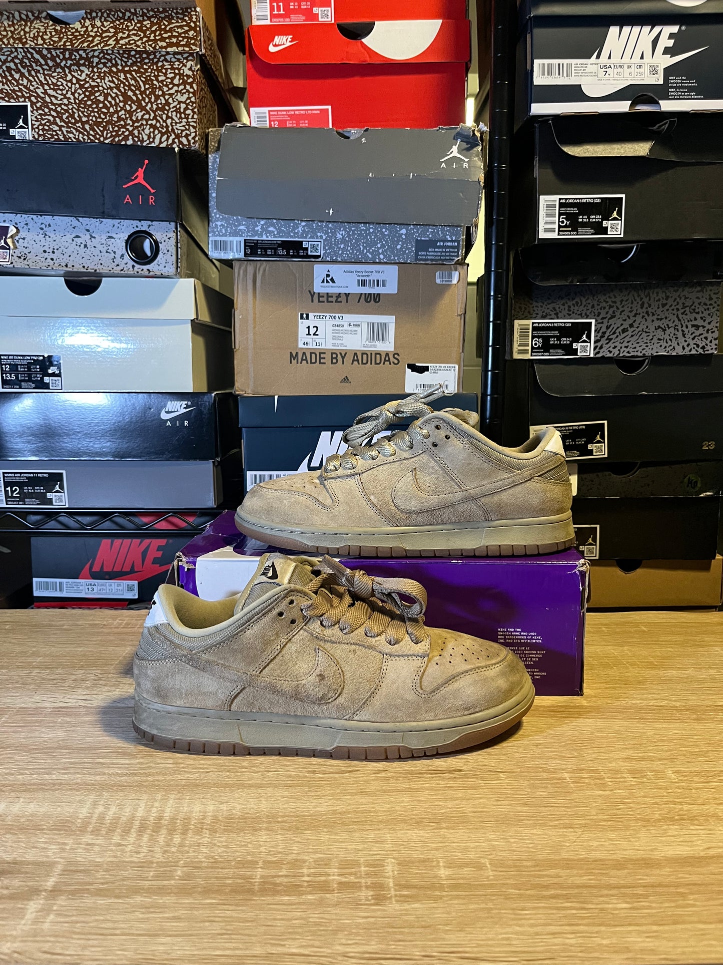 Size 9 - Dunk Parachute Beige