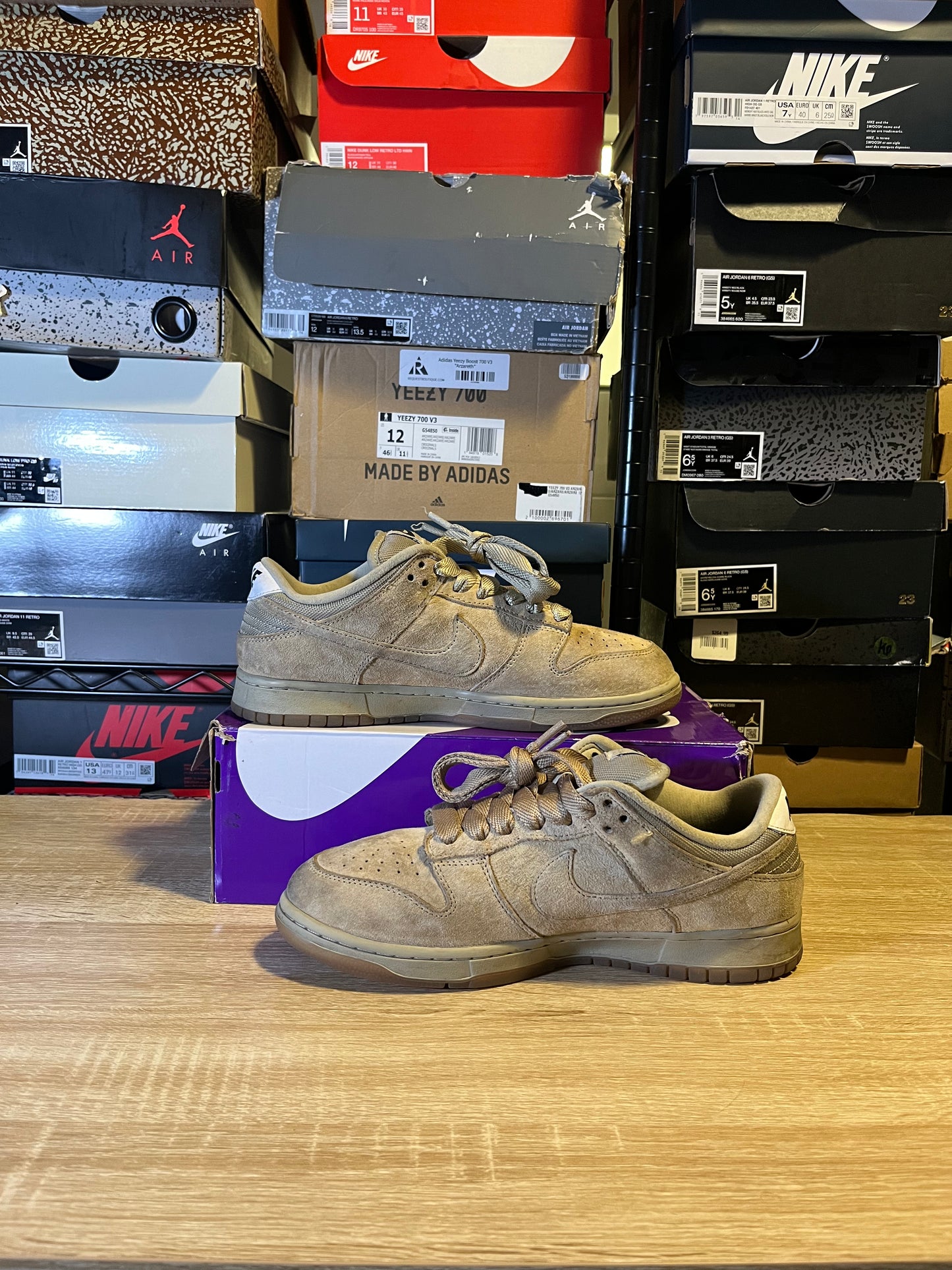 Size 9 - Dunk Parachute Beige