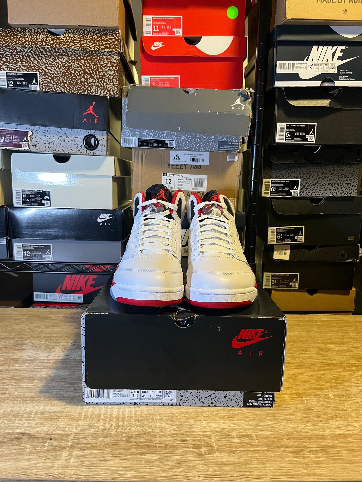 Size 11 - AJ 5 Fire Red Black Tongue