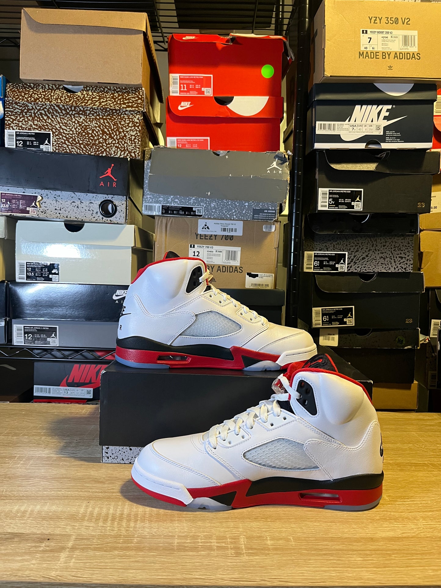 Size 11 - AJ 5 Fire Red Black Tongue