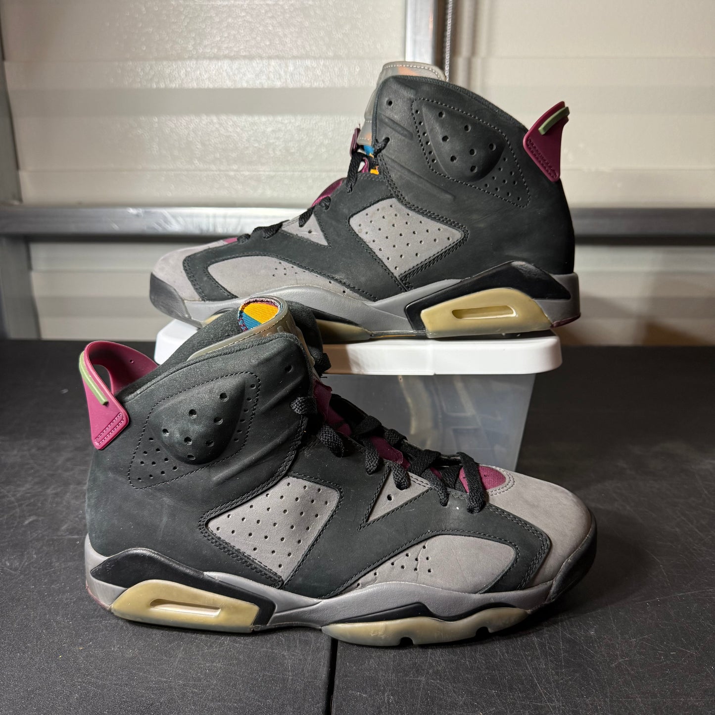 Size 10.5 - AJ 6 Bordeaux