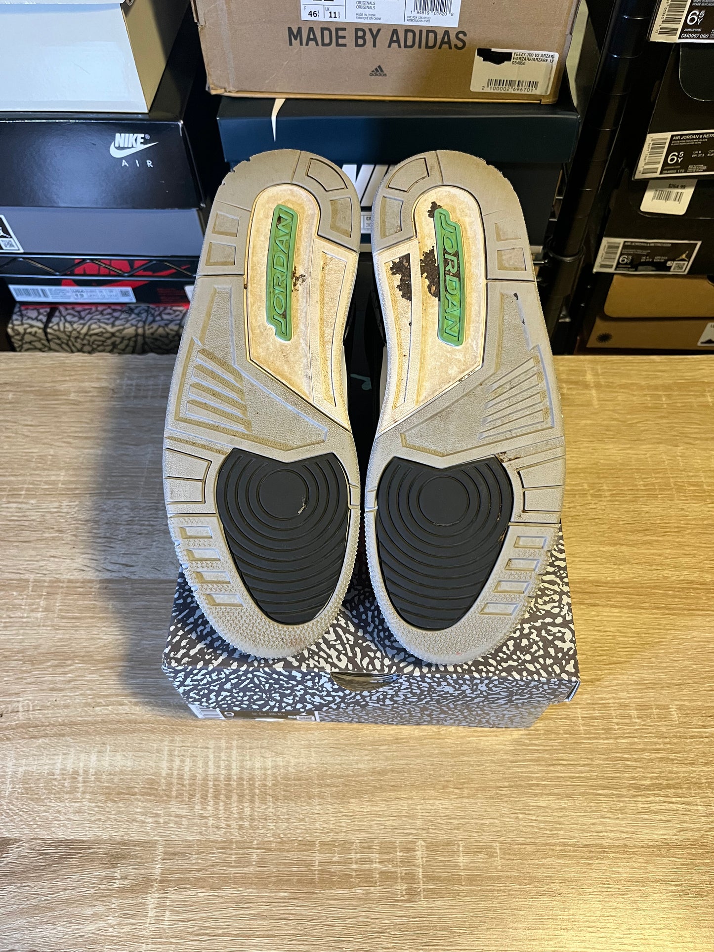 Size 9 - AJ 3 Green Glow