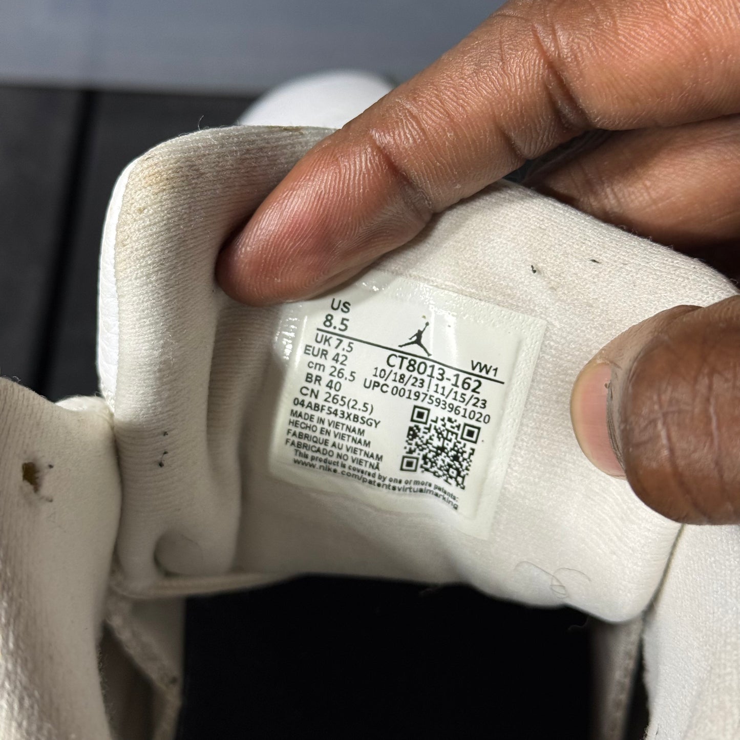 Size 8.5 -  AJ 12 Taxi Flip