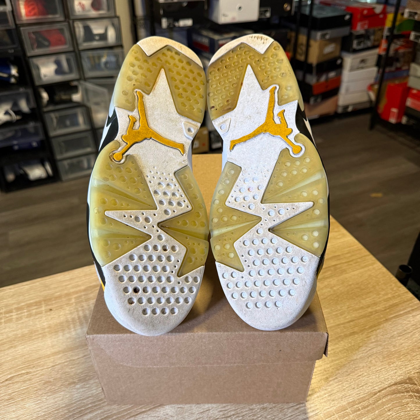 Size 12 - AJ 6 Yellow Ochre