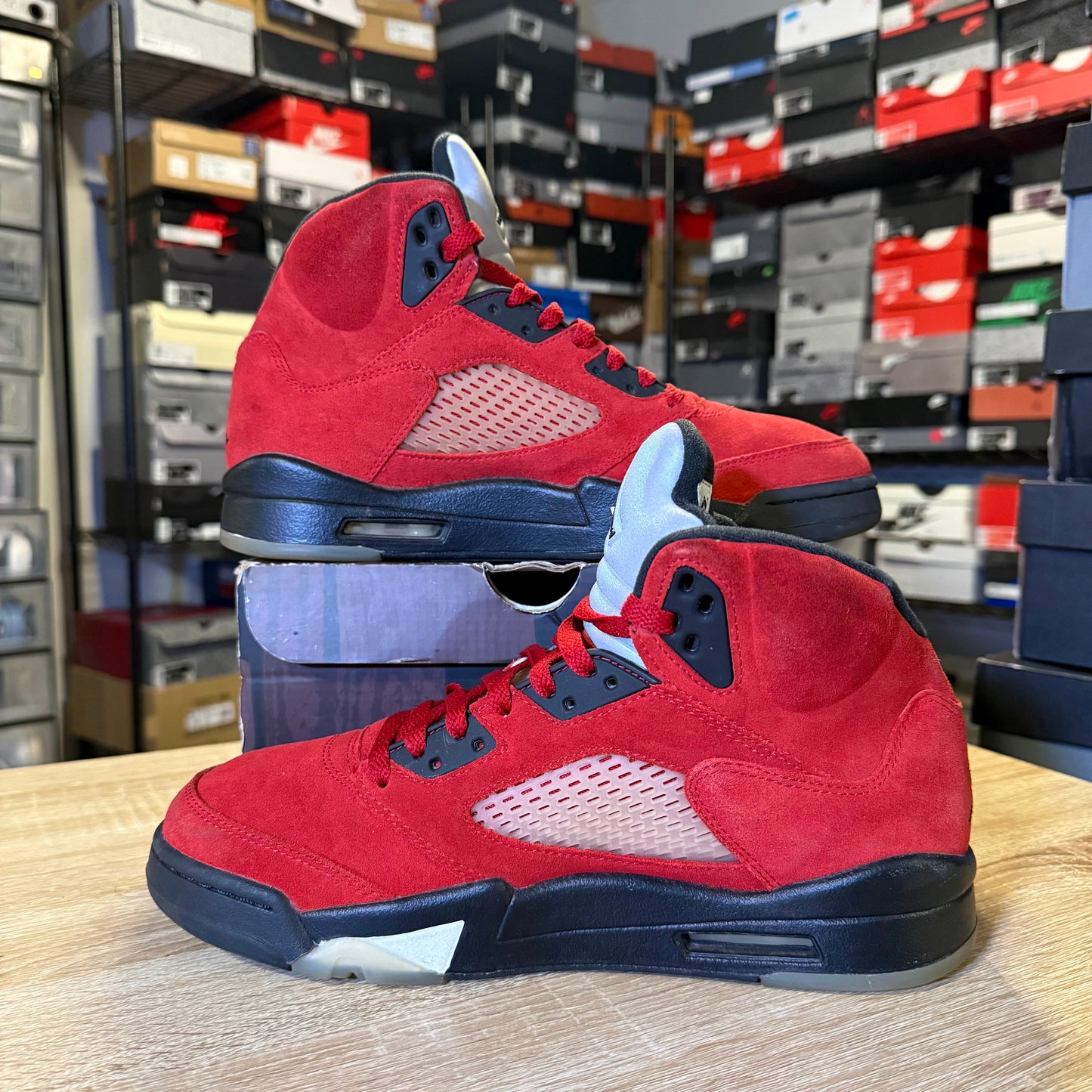 Size 9.5 - AJ 5 Raging Bull
