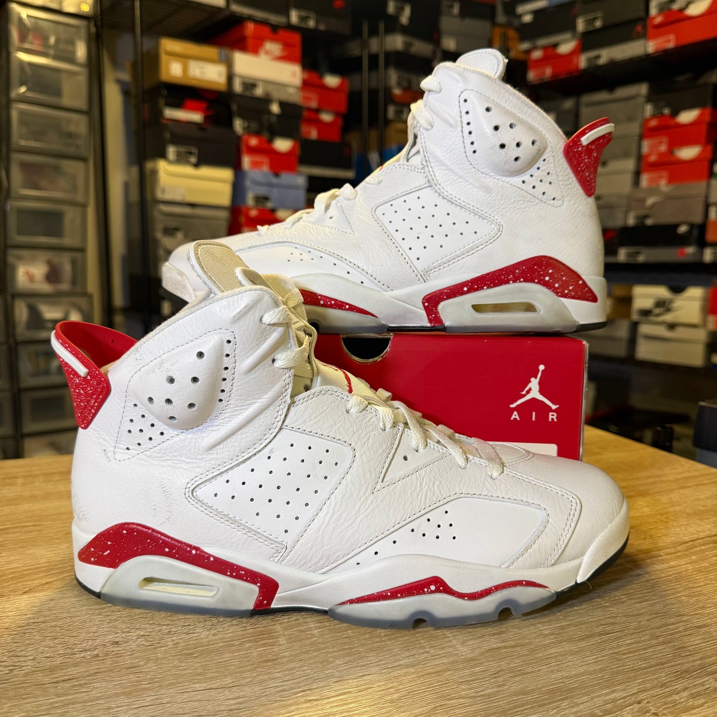 Size 10 - AJ 6 Red Oreo Size 10