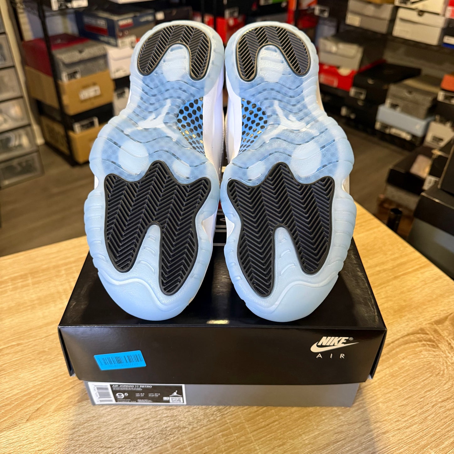Size 9.5 - AJ 11 Legend Blue