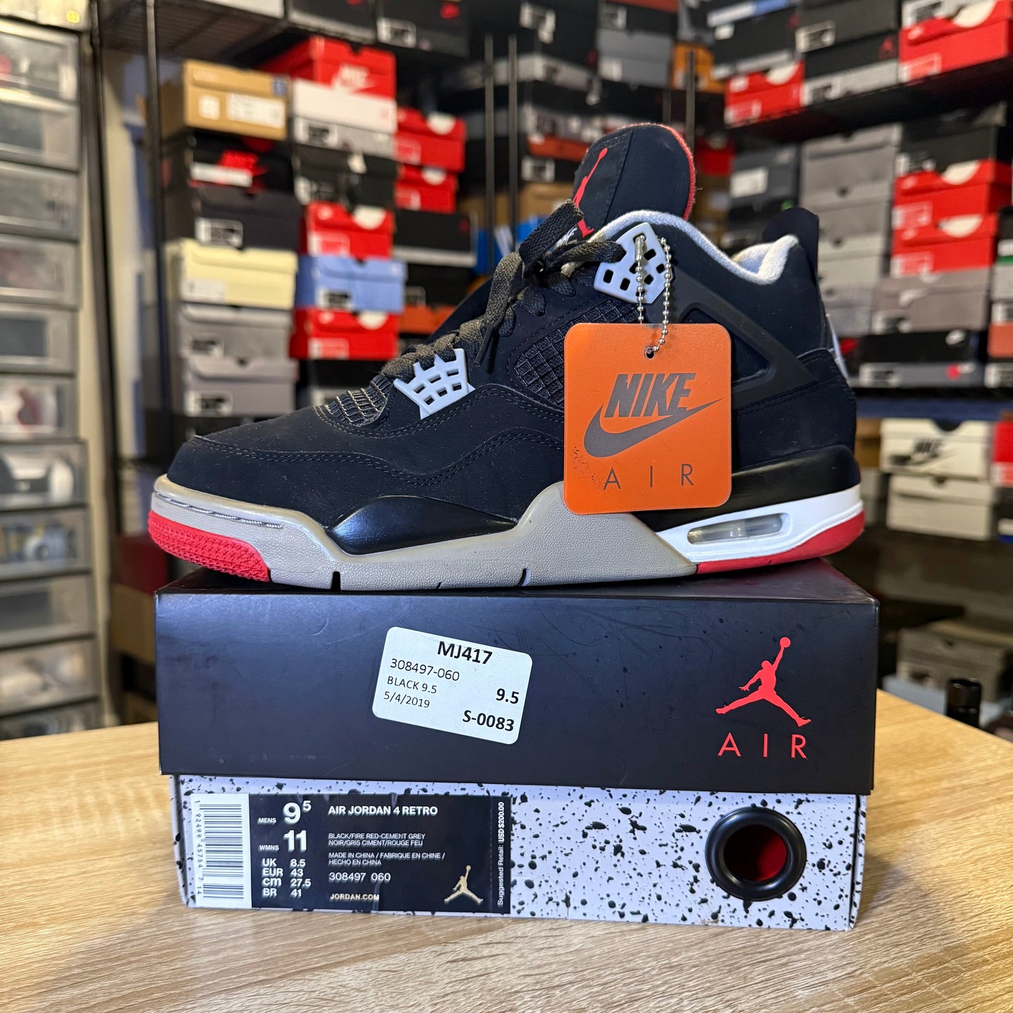 Size 9.5 - AJ 4 Bred 2019