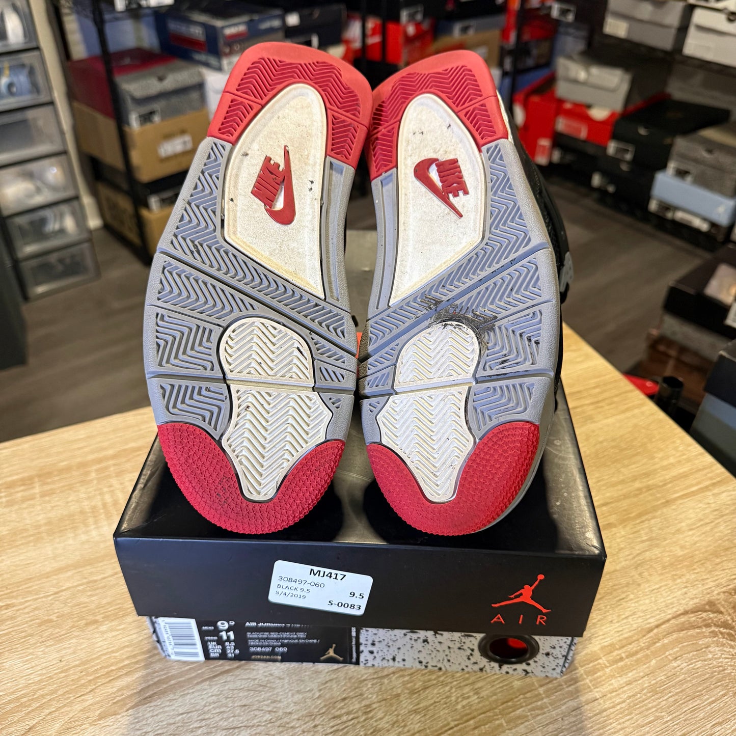 Size 9.5 - AJ 4 Bred 2019