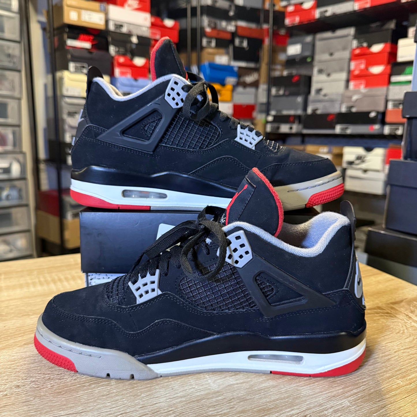 Size 9.5 - AJ 4 Bred 2019