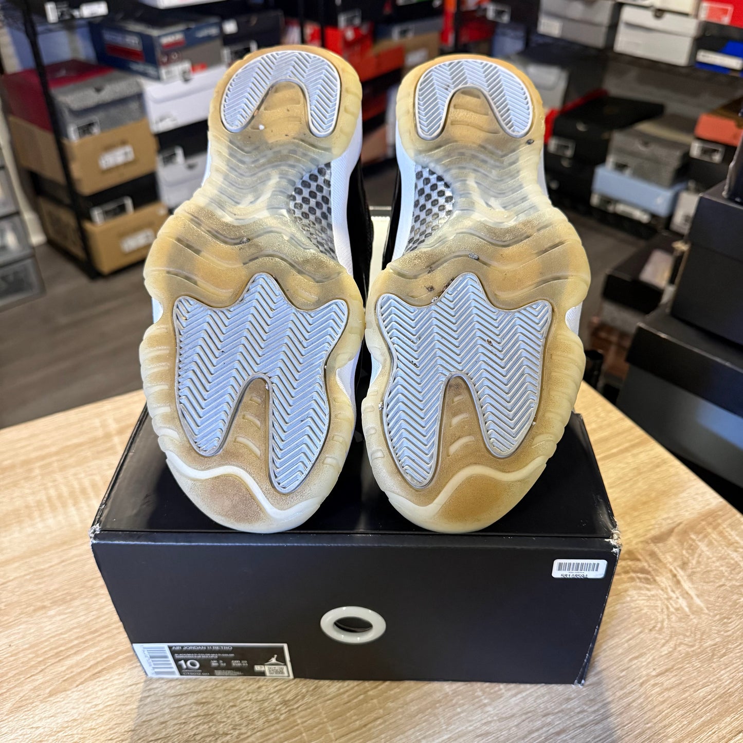 Size 10 - AJ 11 Jubliee