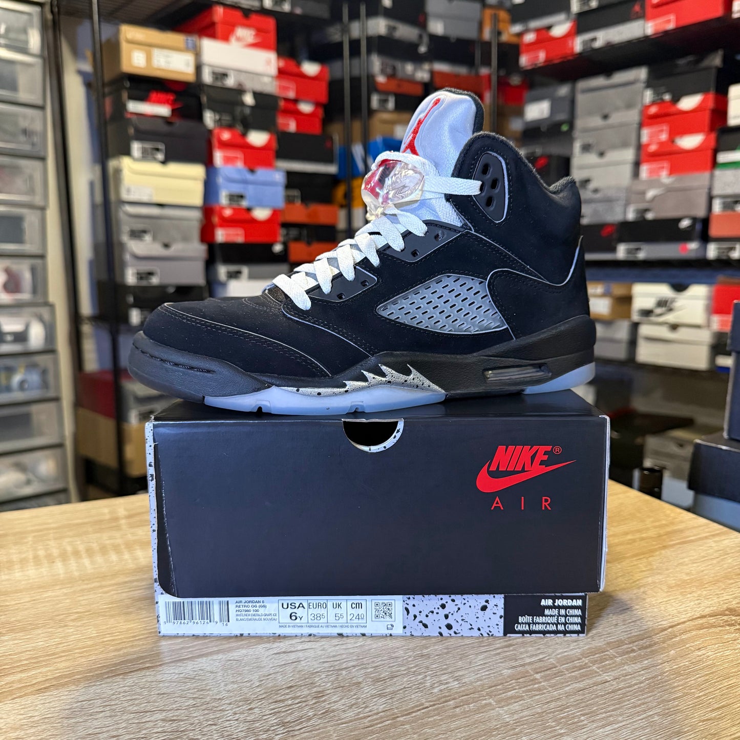 Size 6y - AJ 5 Reimagined Black Metallic