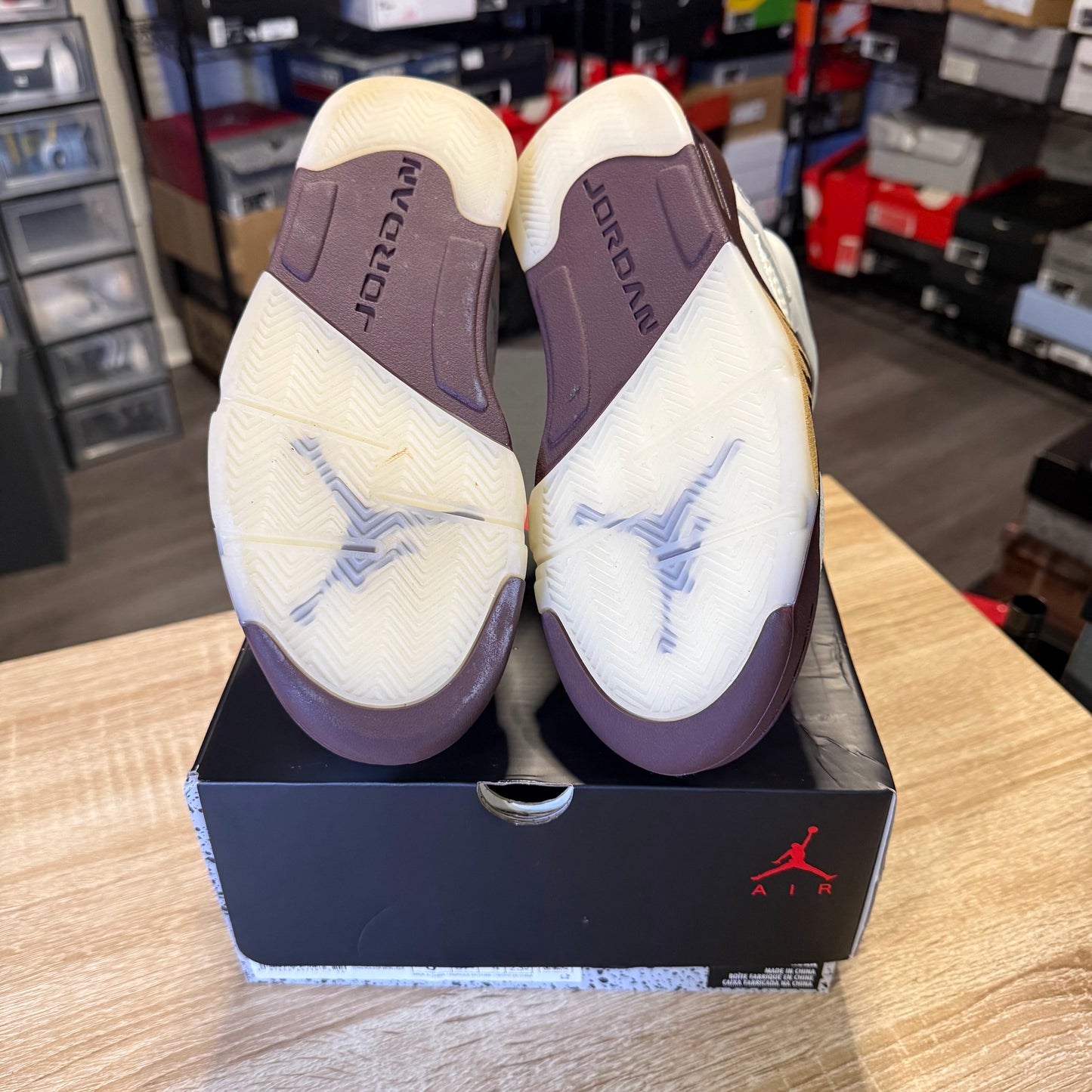 Size 5 M - AJ 5 Golden Ticket
