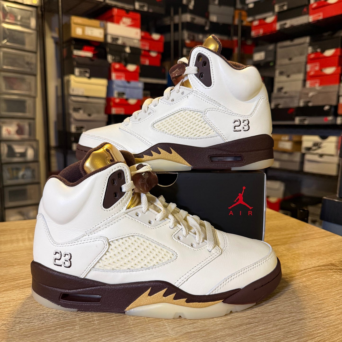 Size 5 M - AJ 5 Golden Ticket