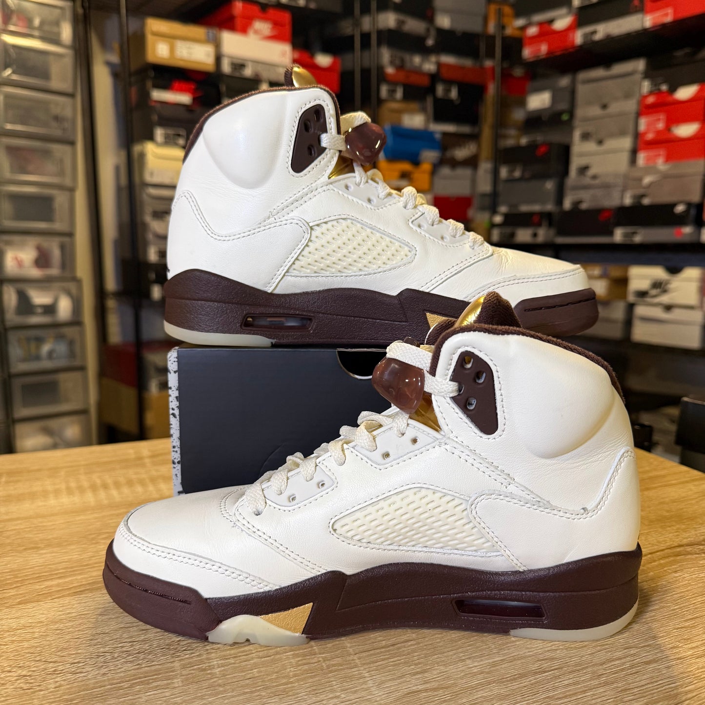 Size 5 M - AJ 5 Golden Ticket