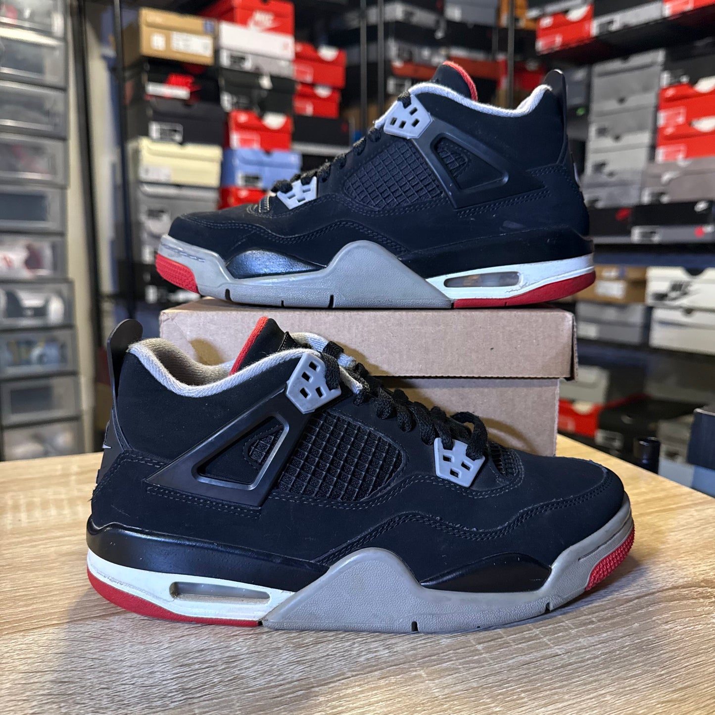 Size 6.5Y - AJ 4 Bred 2019