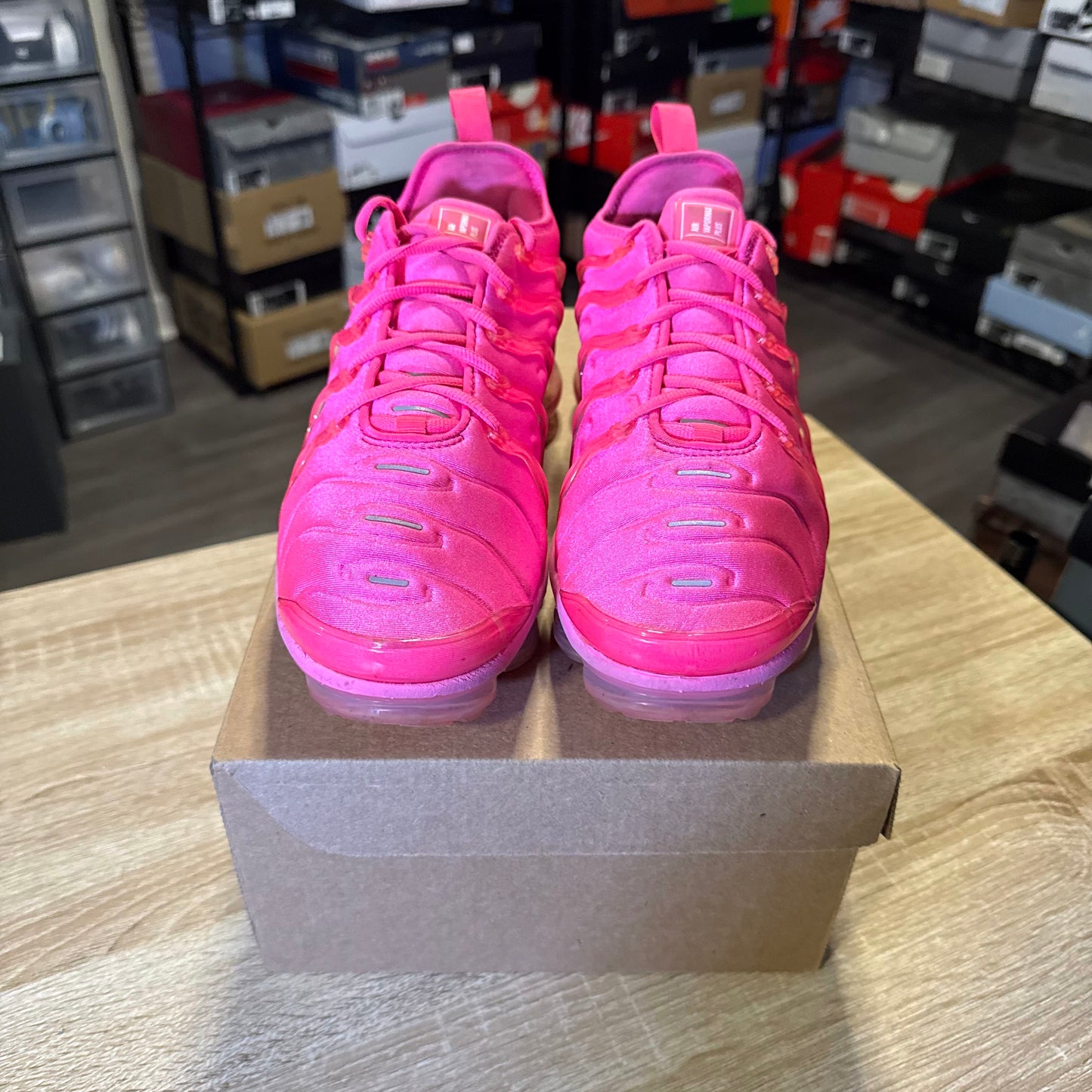 Size 10 - VaporMax Plus Hyper Pink