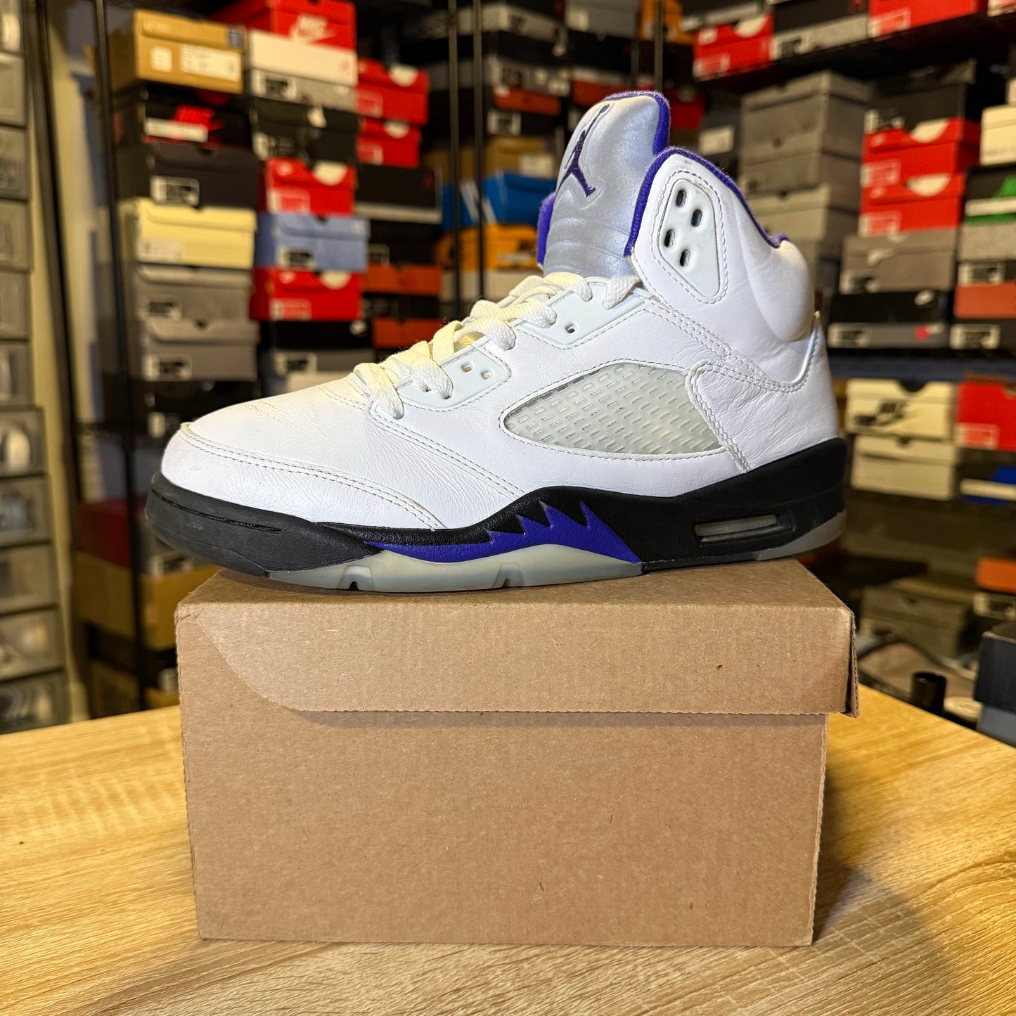Size 8.5 - AJ 5 Concord